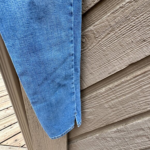 Old Navy Rockstar Super Skinny Utility Ankle Jean - Picture 6 of 7